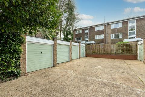 1 Freethorpe Close, London, SE19 3LX