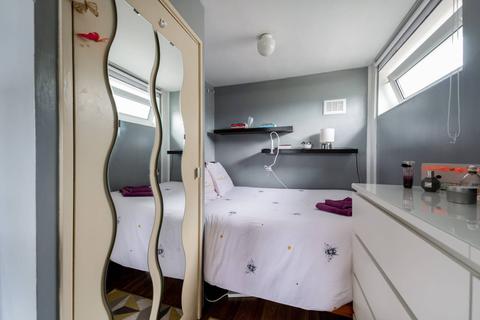 67 Priory Crescent, London, SE19 3ED