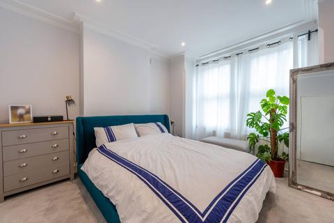 2 bedroom flat to rent, Sangley Road, Selhurst, London, SE25