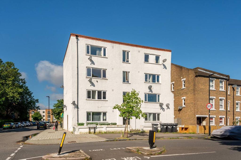 Clive Road, West Dulwich, London, SE21 2 bed flat £1,650 pcm (£381 pw)