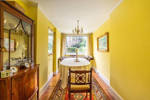 9a Park Hill, London, W5 2JS