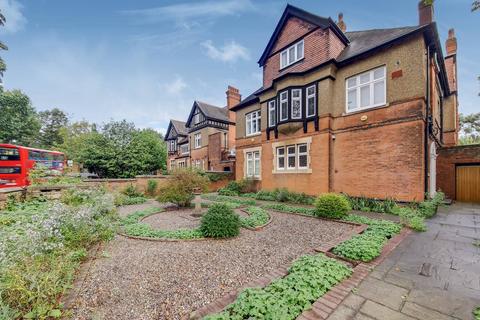 68b Castlebar Road, London, W5 2DD