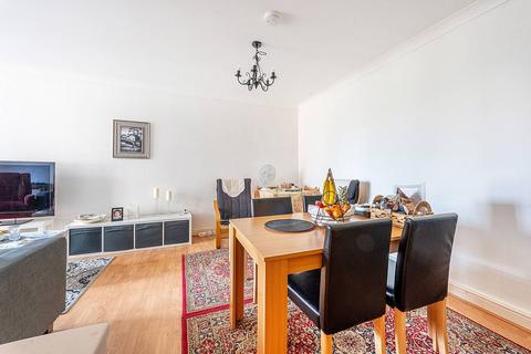 1 bedroom flat for sale, Hartington Road, West Ealing, London, W13