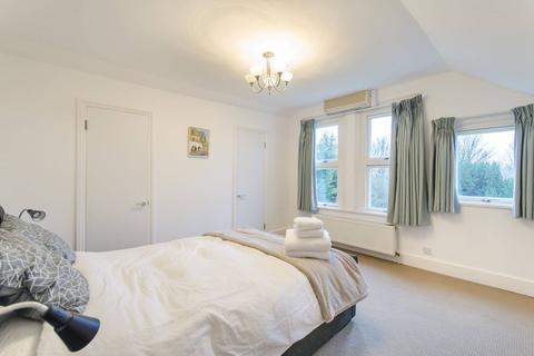 2 bedroom maisonette to rent, Leopold Road, Ealing Common, London, W5