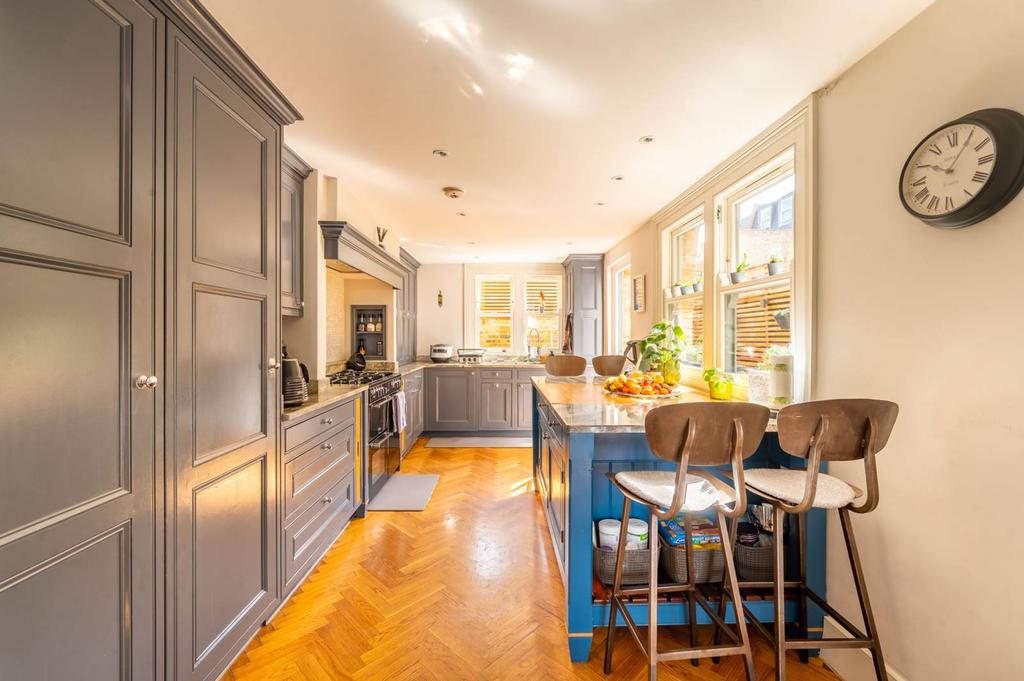 Pellant Road, Fulham, London, SW6 3 bed house for sale £1,175,000