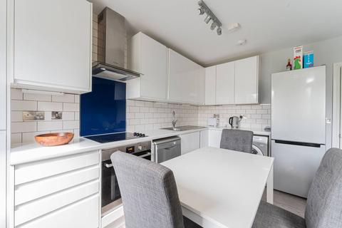 4 bedroom flat for sale - Dacca Street, Deptford, London, SE8