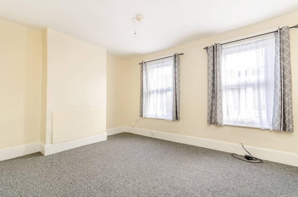Florence Road, New Cross, London, SE14 1 bed flat £1,250 pcm (£288 pw)