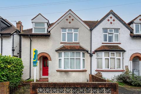 22 Parkhurst Road, Guildford, GU2 8AP