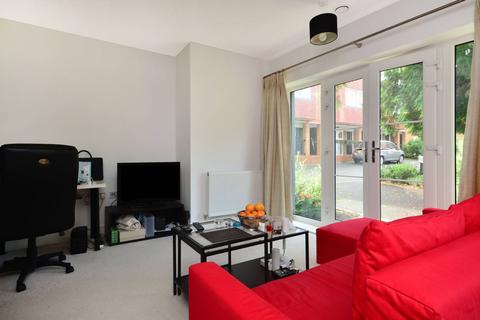 2 bedroom flat for sale - Uplands Road, Guildford, GU1