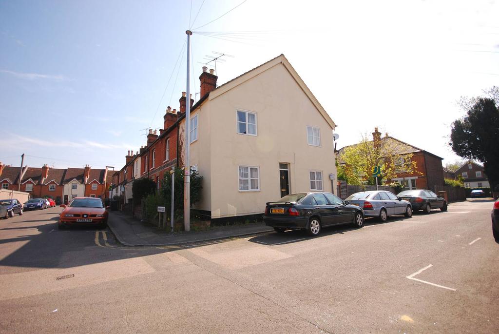 Eagle Road, Guildford, GU1 5 bed end of terrace house £3,200 pcm (£