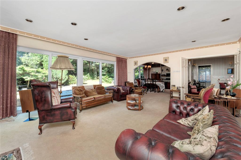 Bonville Chase, Altrincham, WA14 4 bed detached house £1,250,000