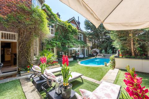 10 bedroom house to rent, Frognal, Hampstead, London, NW3