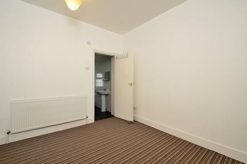 40 Station Road, Hounslow, TW3 2AH