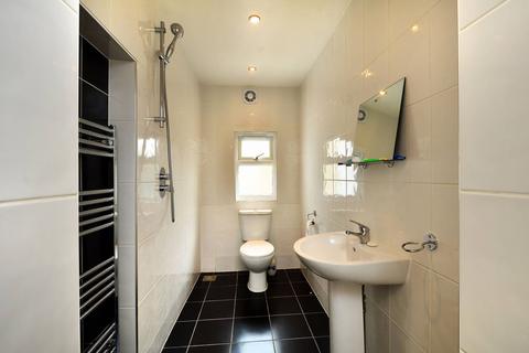 40 Station Road, Hounslow, TW3 2AH