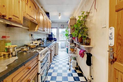 28 Myrtle Road, Hounslow, TW3 1QD