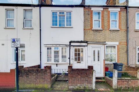 28 Myrtle Road, Hounslow, TW3 1QD