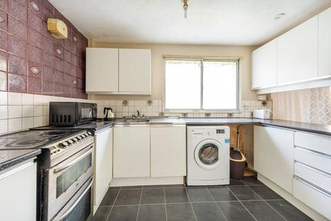 2 bedroom flat for sale, Cranston Close, Hounslow, TW3