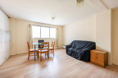 2 bedroom flat for sale, Cranston Close, Hounslow, TW3
