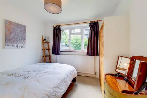 42 Montague Road, Hounslow, TW3 1LD