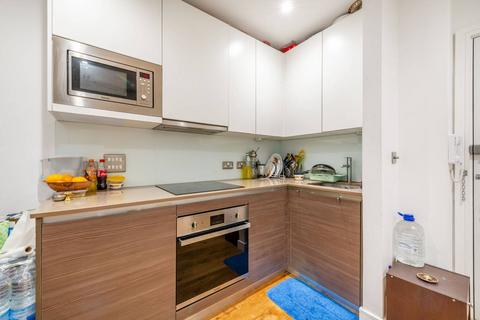 undefined, Lampton Road, Hounslow, TW3