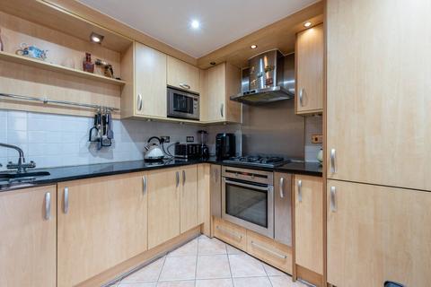 Flat 15, Stevens House Jerome Place, Kingston Upon Thames, KT1 1HX