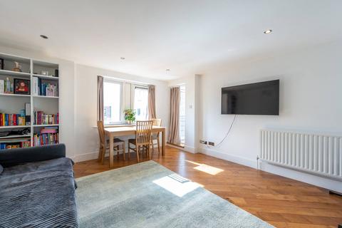 Flat 15, Stevens House Jerome Place, Kingston Upon Thames, KT1 1HX