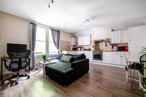 9b Brighton Road, Surbiton, KT6 5LX