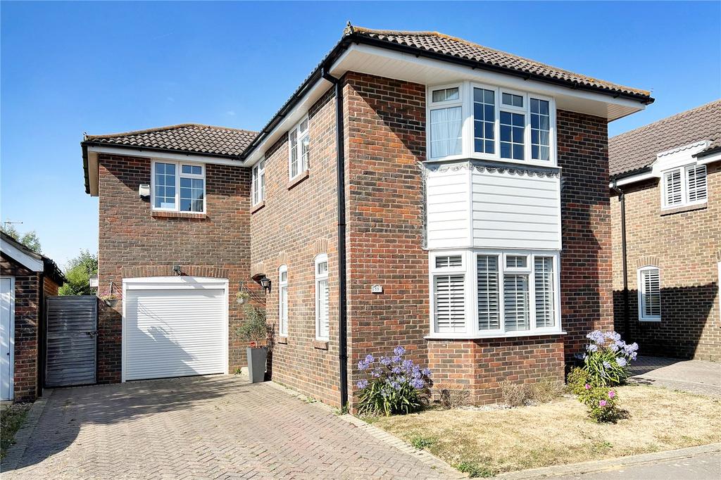 Greenwood Drive, The Dell, Angmering... 4 bed detached house £535,000