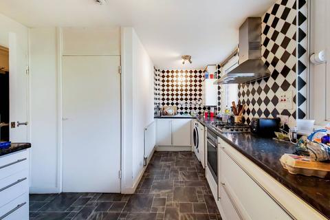 18 Coxson Way, London, SE1 2XB