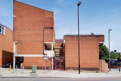 18 Coxson Way, London, SE1 2XB