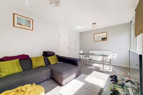 18 Coxson Way, London, SE1 2XB