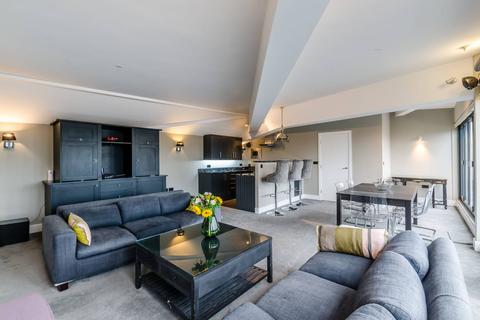 2 bedroom flat to rent, Bell Yard Mews, Bermondsey, London, SE1