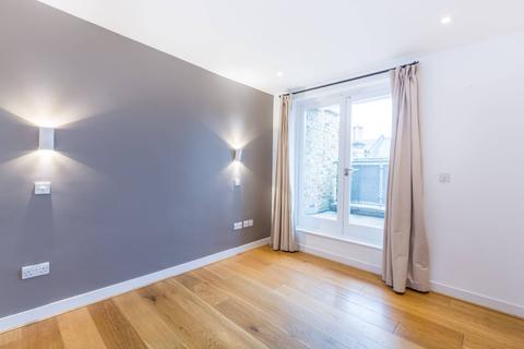 5 Octavia Mews, London, W9 3LQ