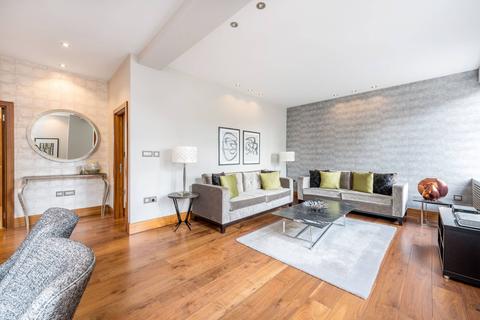 2 bedroom flat for sale, Park Street, Mayfair, London, W1K