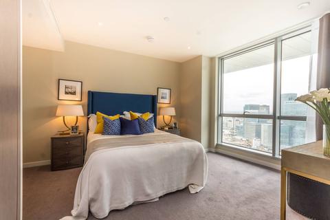 2 bedroom flat for sale - Charrington Tower, Docklands, London, E14