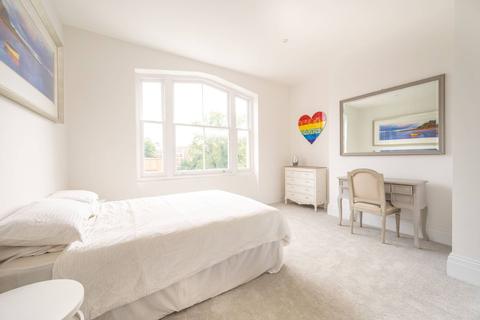 2 bedroom flat for sale - Seven Sisters Road, Manor House, London, N4
