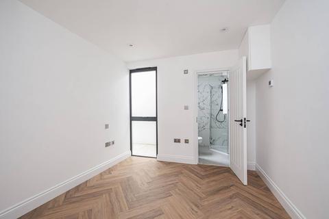 2 bedroom flat for sale - Malvern Road, West Kilburn, NW6