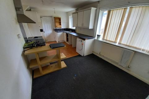 5 Mallin Drive, Edlington, Doncaster, DN12 1HB