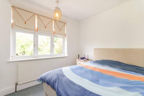 50 Nelson Road, New Malden, KT3 5EB