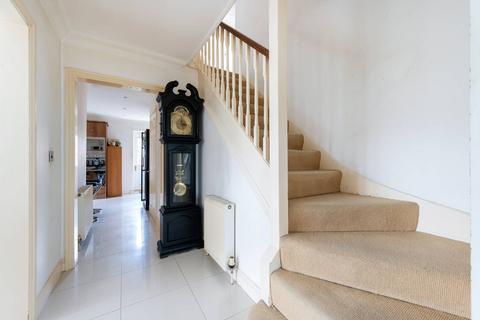 83 Green Lane, Worcester Park, KT4 8GD