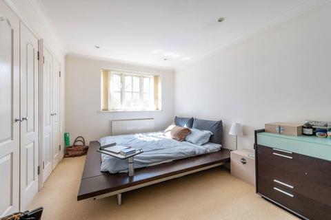 83 Green Lane, Worcester Park, KT4 8GD
