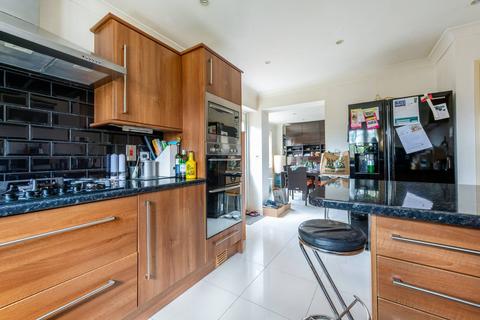 83 Green Lane, Worcester Park, KT4 8GD