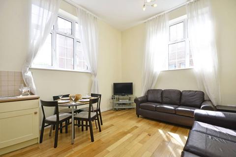 Flat 3, Knights Court, 1 Constable Close, London, N11 3GW