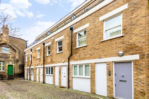 3 bedroom mews for sale - Botts Mews, Westbourne Grove, London, W2
