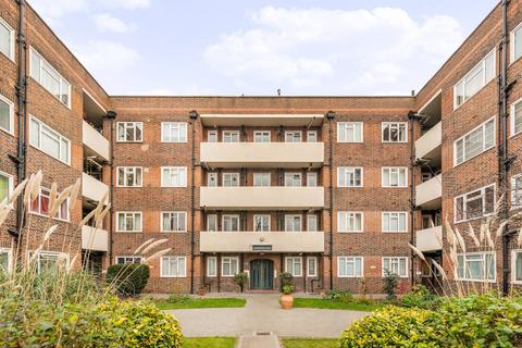 Brewster Gardens, North Kensington, London, W10