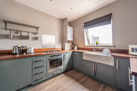 2 bedroom flat to rent, Ladbroke Grove, North Kensington, London, W10