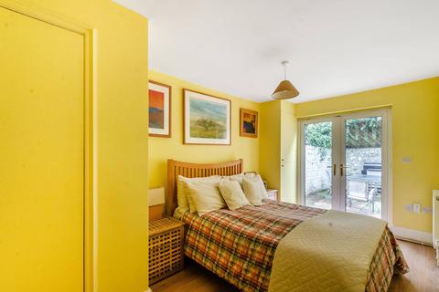 Alderney Street, Pimlico, London, SW1V