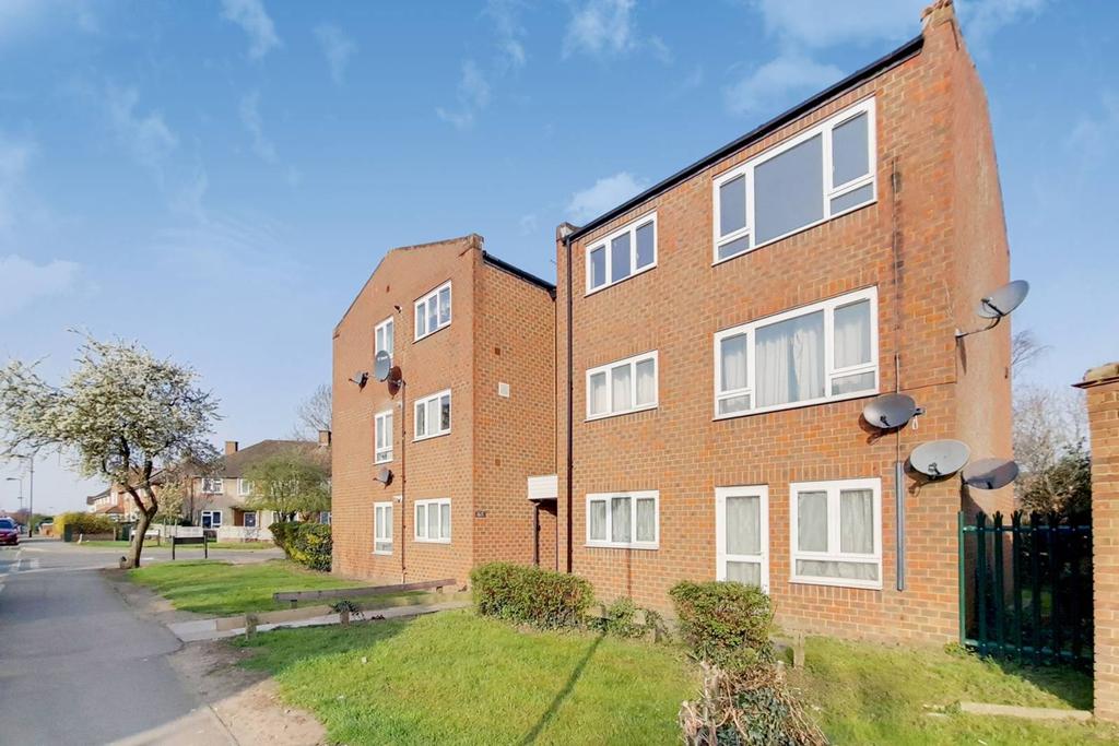 Weald Lane, Harrow Weald, Harrow, HA3 1 bed flat £225,000