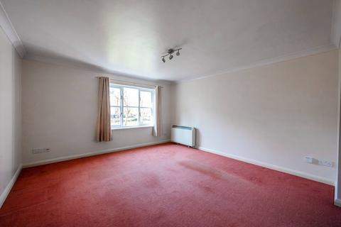 Flat 5, Admirals Court Windlesham Grove, London, SW19 6AP
