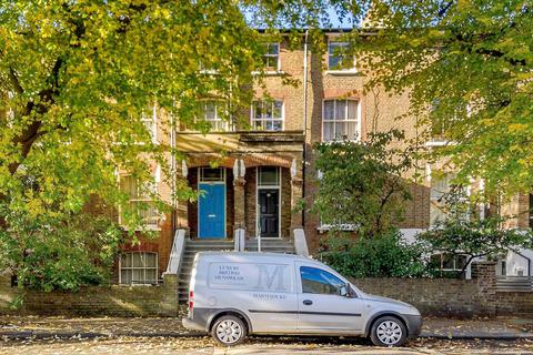 2 bedroom flat for sale, Coningham Road, Shepherd's Bush, London, W12